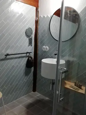 Un baño de VEN LUNA, VEN Casa-SPA Astroturismo rural TR-CC-00361