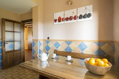 Comida en o cerca of this country house