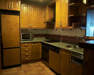 Una cocina o zona de cocina en EL MESÓN DE GREDOS
