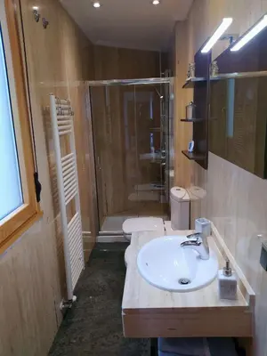 Un baño de Ático Pta Zamora