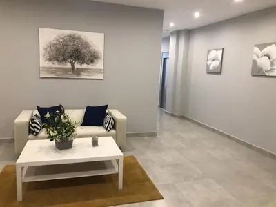 Zona de estar de hostal la taurina