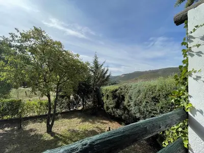 Paisaje cerca of this country house