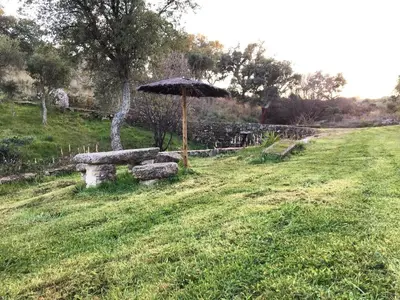 Jardín al aire libre en Apartamentos Rurales La Macera ****