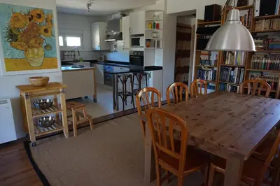 Una cocina o zona de cocina en casa sierra avellaneda avila