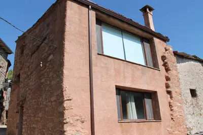 Edificio en el que se encuentra la casa o chalet