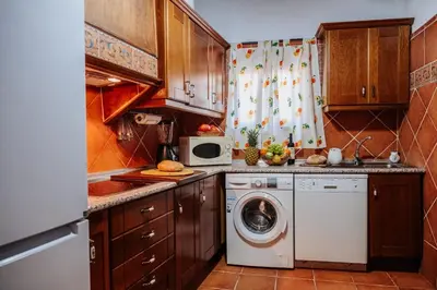 Una cocina o zona de cocina en Casa Rural los Enebros