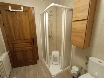 Un baño de Alojamientos Rurales Hurdes Altas - La Antigua Guarderia