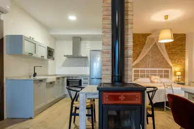 Una cocina o zona de cocina en Apartamentos rurales Posada de Monfragüe con jacuzzi