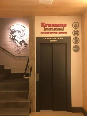 Plano de ERASMUS PLAZA