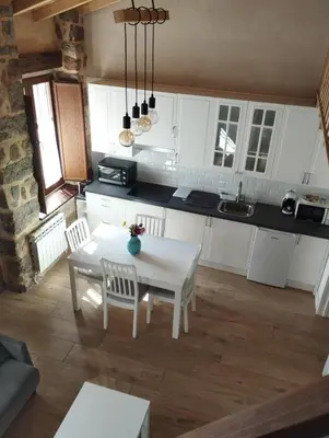 Una cocina o zona de cocina en Casas del Castillo, 4