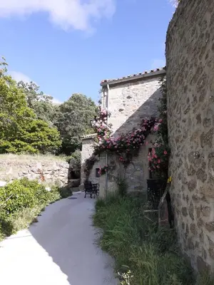 Edificio en el que se encuentra el chalet de montaña