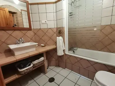 Un baño de La Aldaba del siglo XX
