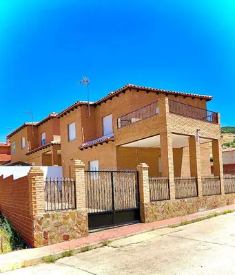 Edificio en el que se encuentra la casa o chalet