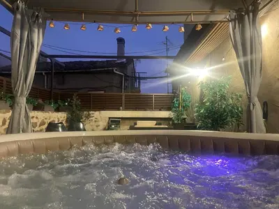 Piscina en o cerca de LA CASA DE LA ABUELA DESI