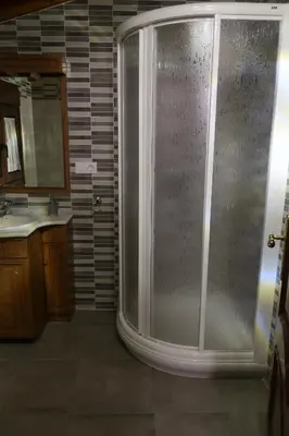 Un baño de Casa Gilbuena 2