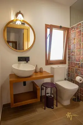 Un baño de Apartamentos Turísticos AbrilyMarzo