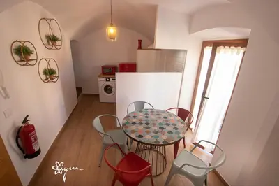 Una cocina o zona de cocina en Apartamentos Turísticos AbrilyMarzo