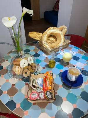 Comida en o cerca de este apartamento