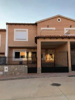 Edificio en el que se encuentra la casa o chalet