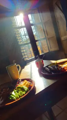 Comida en o cerca of this country house