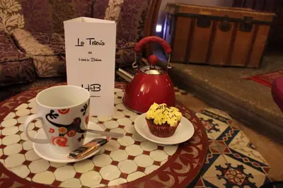 Comida en o cerca de este hotel