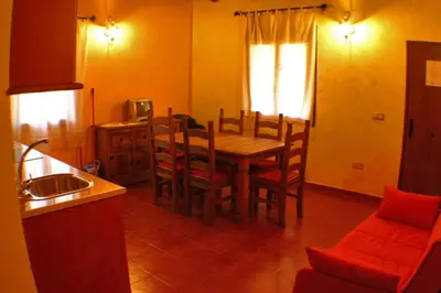 Una cocina o zona de cocina en Apartamentos Rurales La Vega del Jerte