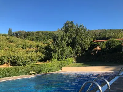 Piscina en o cerca de Apartamentos Rurales La Vega del Jerte