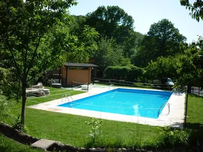 Piscina en o cerca de Albergue Turistico Valle del Ambroz