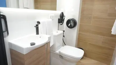 Un baño de Hostal León