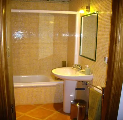 Un baño de Refugio La Covatilla I,II,III y IV