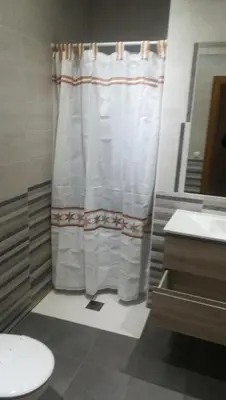Un baño de Refugio La Covatilla I,II,III y IV