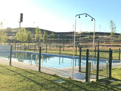 Piscina en o cerca de Apartamento nuevo, accesible y con piscina !!!