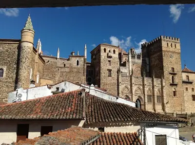 Plano de Hostal Cerezo 2