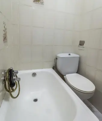 Un baño de Pensión Virginia by Vivere Stays