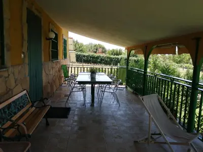 Un balcón o terraza de Alojamientos LUNADA