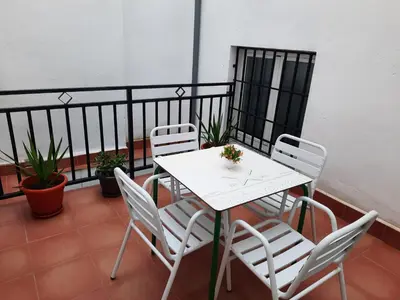 Un balcón o terraza de Apartamentos Clavero 10