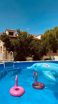 Piscina en o cerca de Casa Entre Piedras y Estrellas
