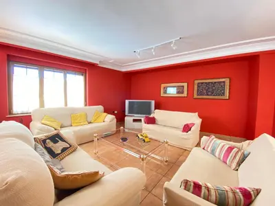 Una televisión o centro de entretenimiento en Casa Pedraza CON PISCINA PRIVADA