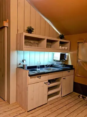 Una cocina o zona de cocina en Veragua. Glamping y Apartamentos turísticos
