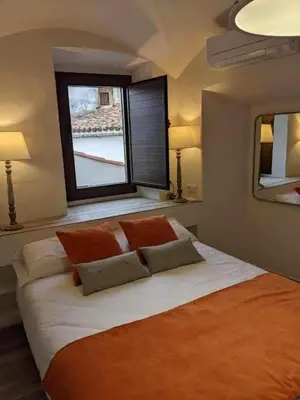 Cama o camas de una habitación en Torre del Postigo By KubiK