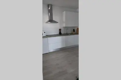 Una cocina o zona de cocina en Apartamentos NayDa 2 habitaciones