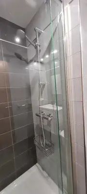 Un baño de APARTAMENTO CARMELITAS