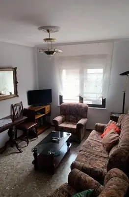 Una televisión o centro de entretenimiento en CASA LATY