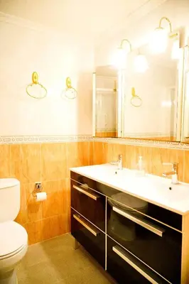 Un baño de Apartamentos GARDEN