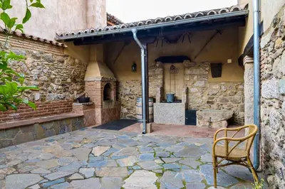 Plano de 'El Charcón' Casa con piscina compartida