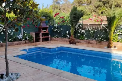 Piscina en o cerca de Casa Entre Rosales