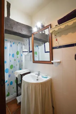 Un baño de Apartamentos Rurales Tía Josefa