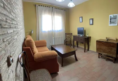Una televisión o centro de entretenimiento en Leyendas de Monfragüe