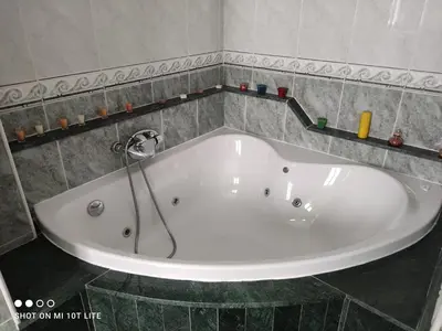 Un baño de Rucanon 1 La casa del pueblo 4 Estrellas