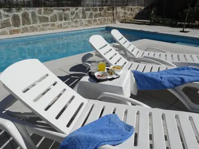 Piscina en o cerca de Casa Rural Mirando a la Peña 